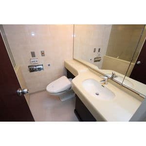 Room image 15