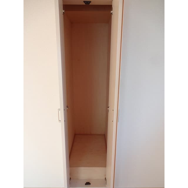 Room image 14