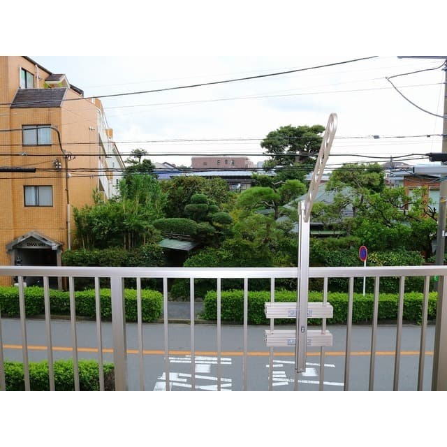 Room image 11