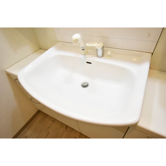 Room image 14