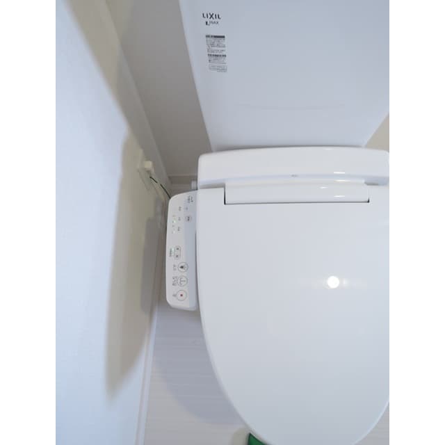 Room image 15