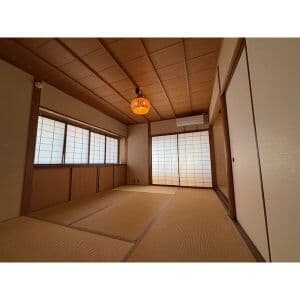 Room image 8
