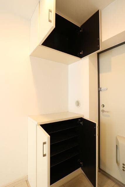 Room image 13