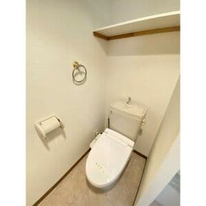 Room image 14