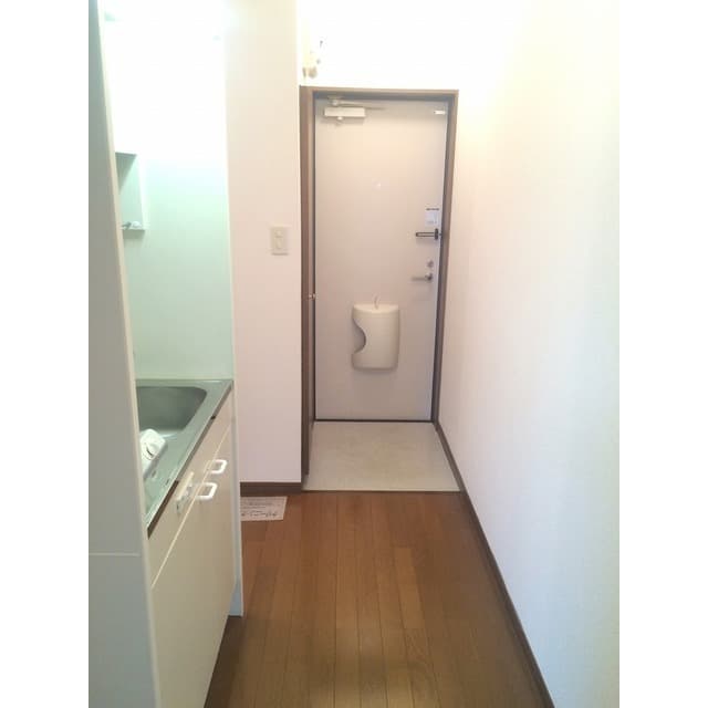Room image 14