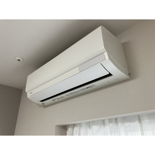 Room image 16