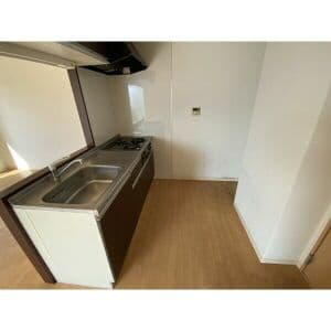 Room image 15