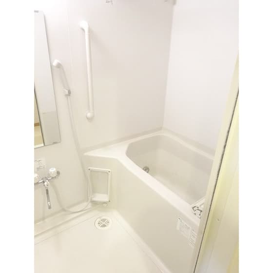 Room image 12