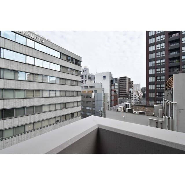 Room image 15