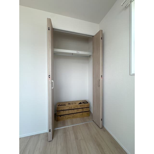Room image 14