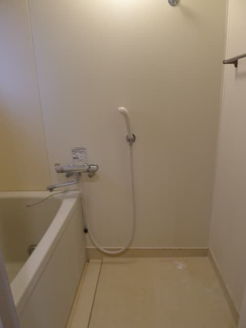Room image 13