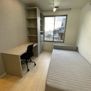 Room image 13