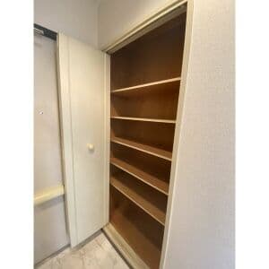 Room image 13