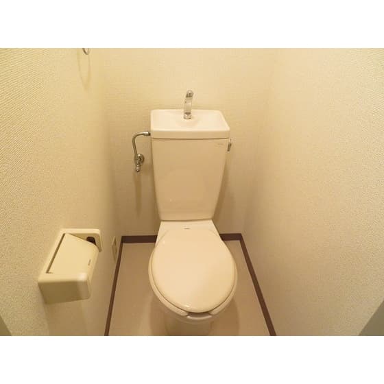 Room image 11