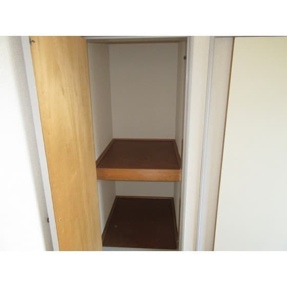 Room image 15