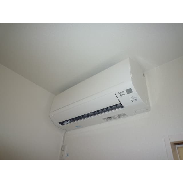 Room image 15