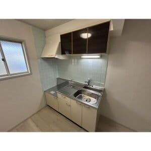 Room image 13
