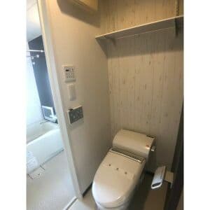 Room image 14
