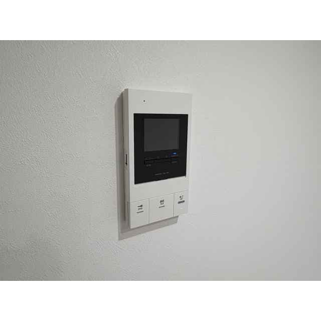 Room image 16