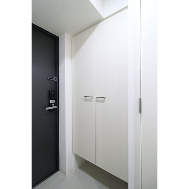 Room image 15