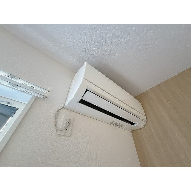 Room image 13