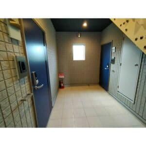 Room image 9