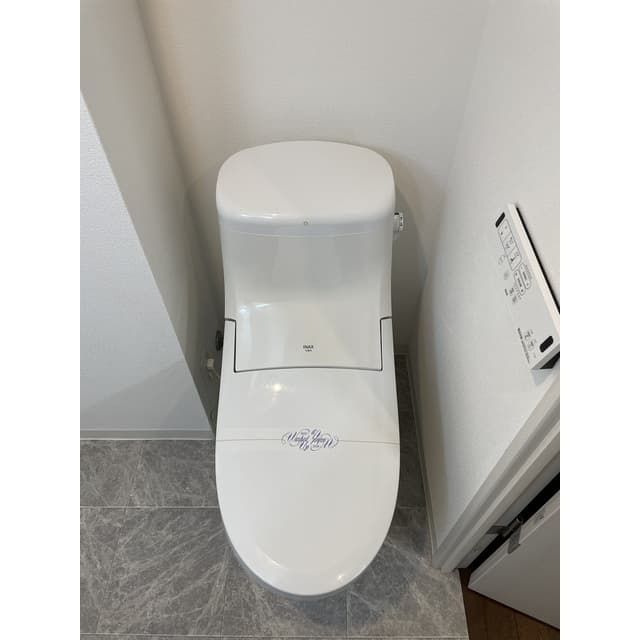 Room image 10