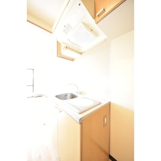 Room image 12