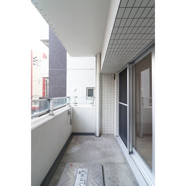Room image 10