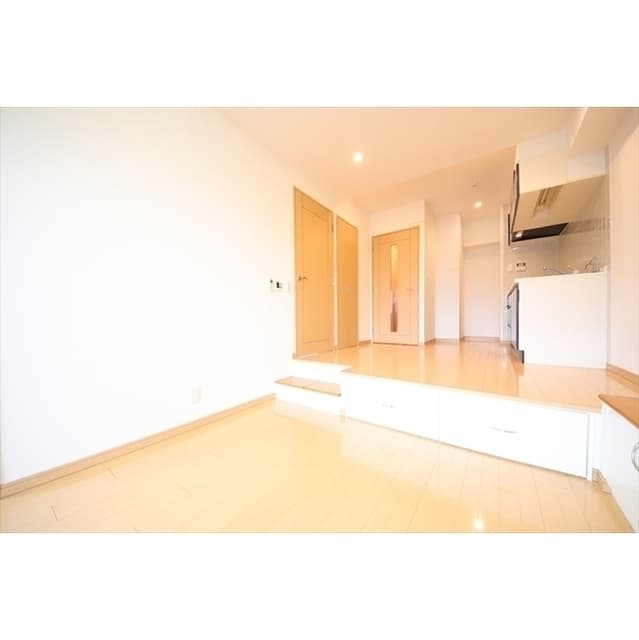 Room image 13