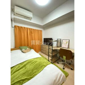 Room image 9