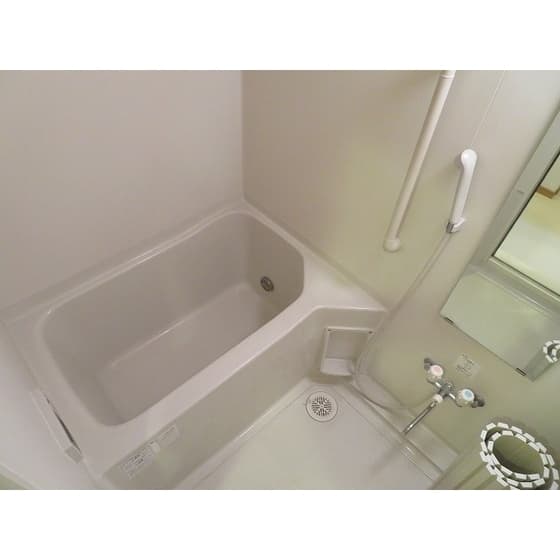 Room image 11