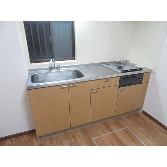 Room image 11