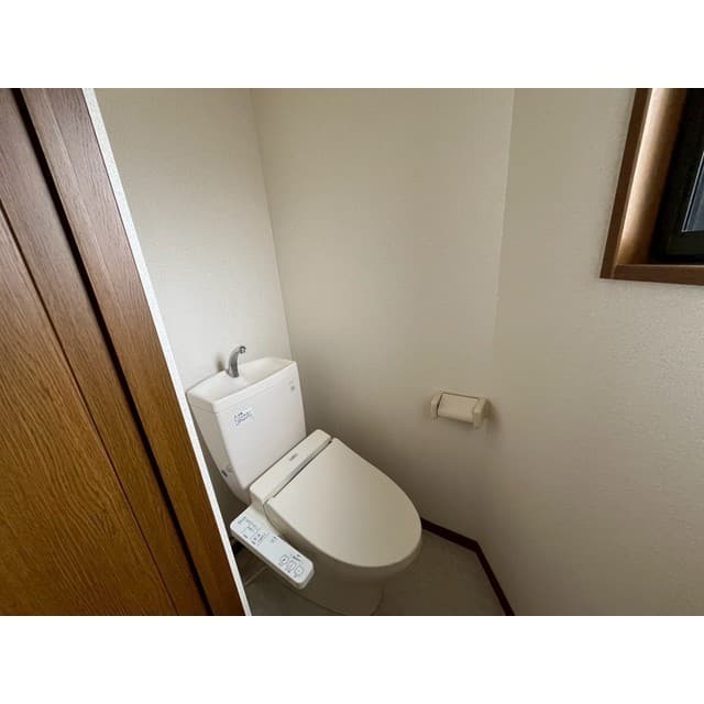 Room image 12