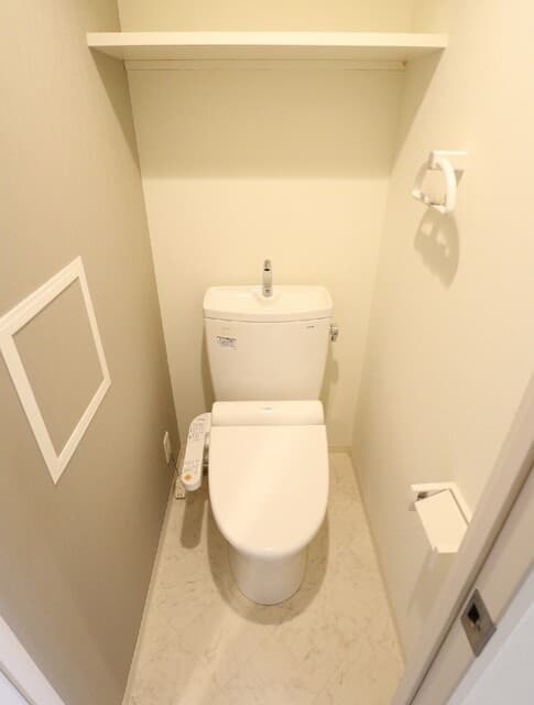 Room image 14