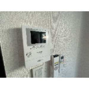 Room image 16