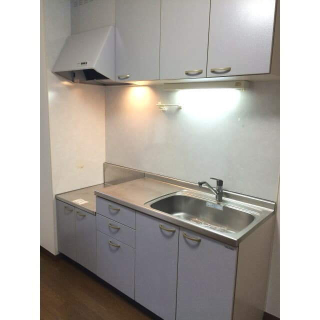 Room image 9