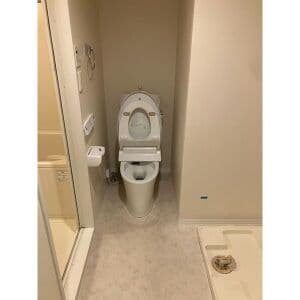 Room image 8