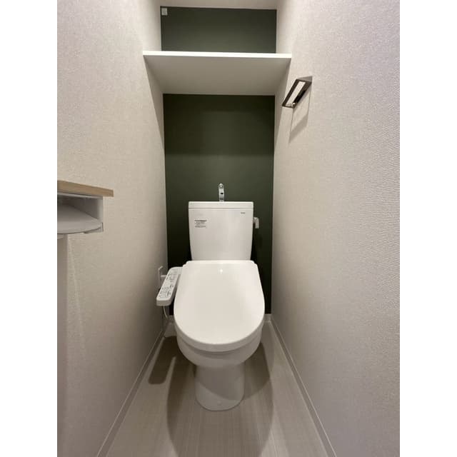 Room image 11