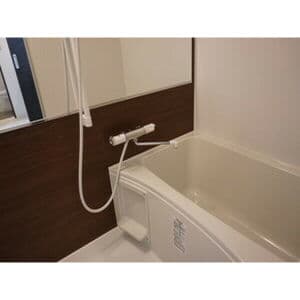 Room image 14