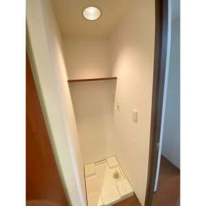 Room image 14
