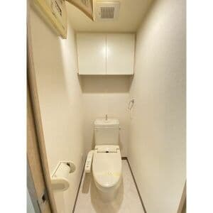 Room image 11