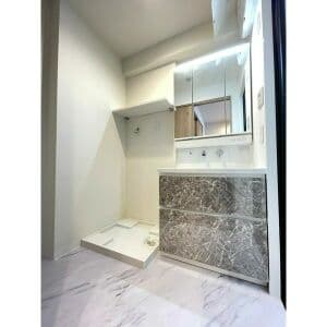 Room image 15