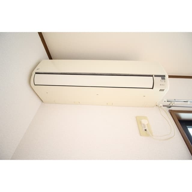Room image 15