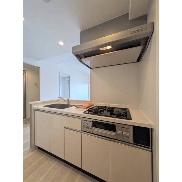 Room image 9