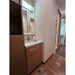 Room image 11