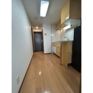 Room image 12