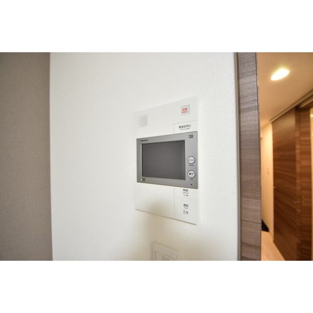 Room image 14