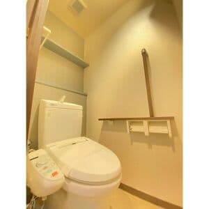 Room image 13