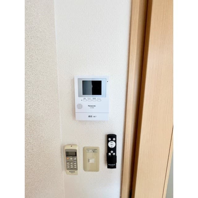 Room image 16